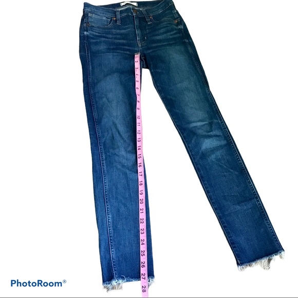 Madewell 9" High Rise Skinny Raw Hem Fitted Five Pocket Ultra Stretch Jeans - Picture 5 of 9